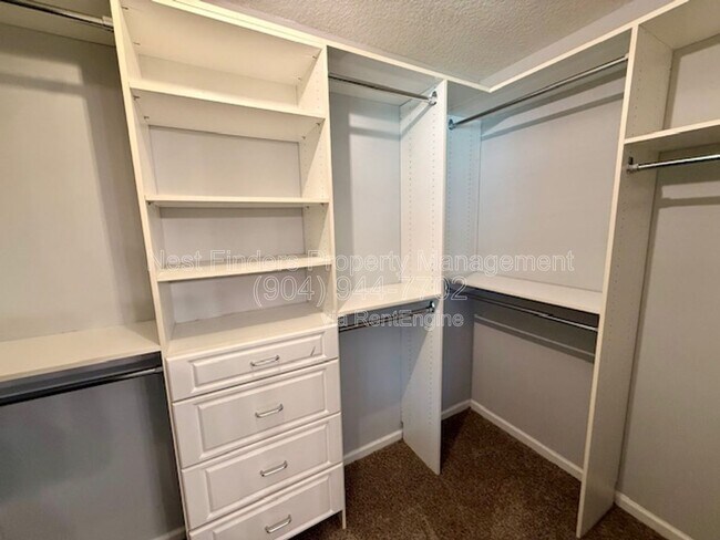 Building Photo - 4509 Deep River Way E