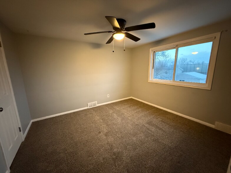 Building Photo - 6018 Devlin Ave