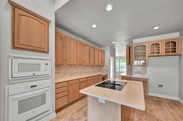 Building Photo - 306 Canyon Lake Dr