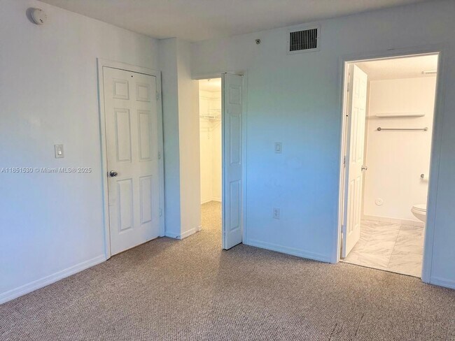 Building Photo - 22901 SW 88th Pl