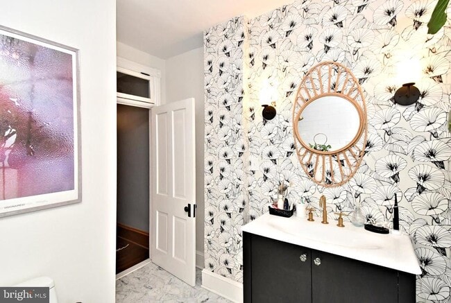 Building Photo - 365 2nd Ave