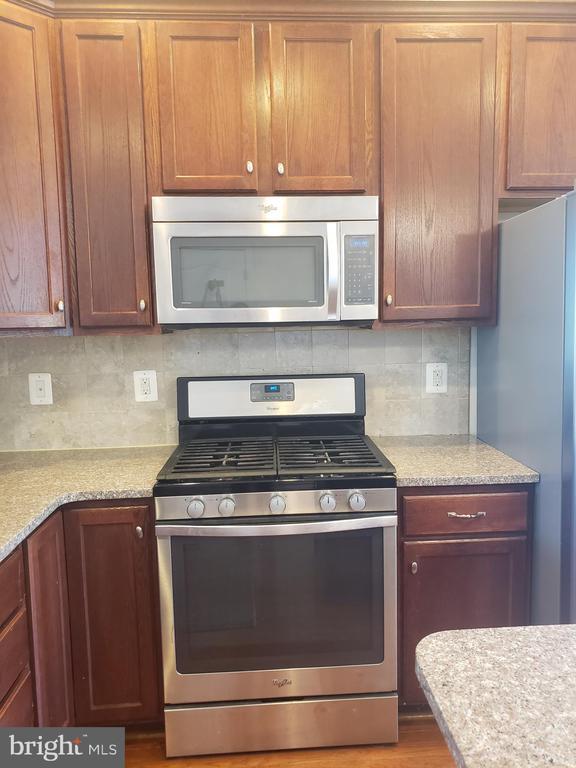 Building Photo - 43158 Whelplehill Terrace