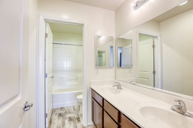 Building Photo - Great 3 bedroom home close to Nellis AFB