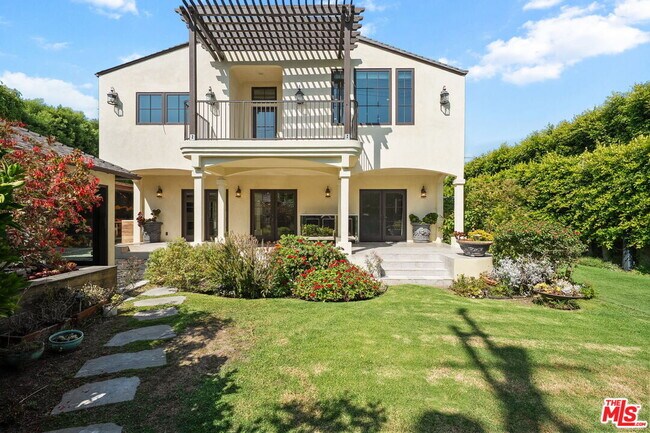 Building Photo - 516 Lincoln Blvd