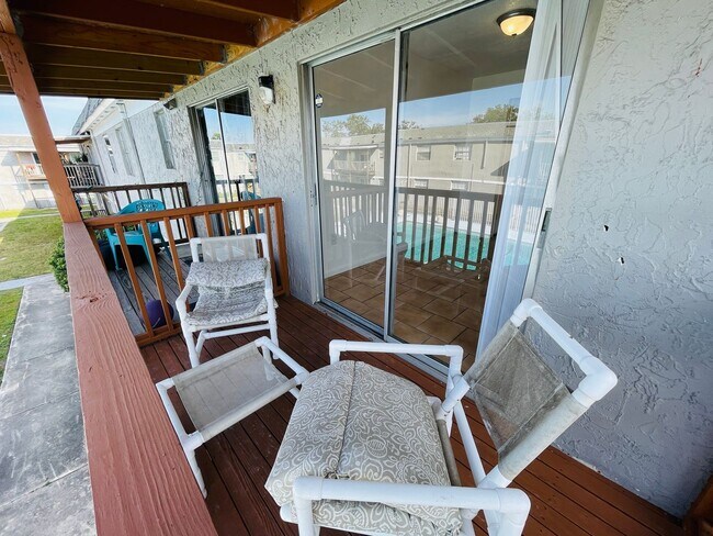 Building Photo - Modern 2BD/1.5BA Condo in Orlando – HOA Community with Lawn Care Included