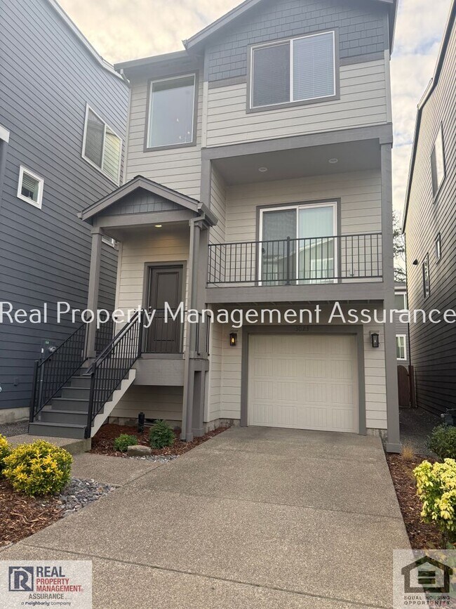 Building Photo - 3023 SW Sherman Pl