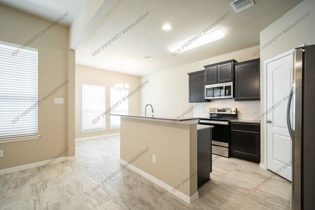 Building Photo - 7717 Hickman St