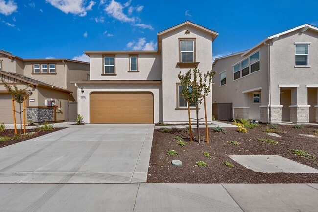 Building Photo - Brand-New 4BR Home with Solar in Rancho Co...