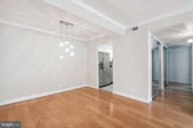 Building Photo - 7621 Tremayne Pl