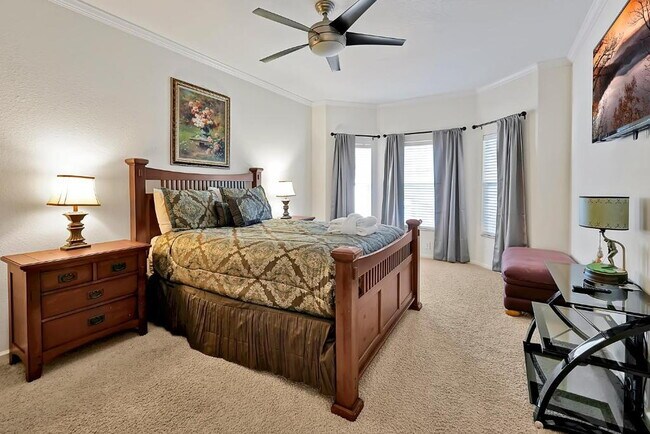 Building Photo - "Stunning 3BR Orlando Home with Private Screened Pool, Spa & Spacious Living Areas"