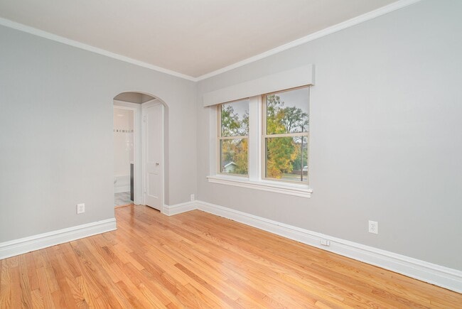 Interior Photo - 428-432 Park Blvd Apartments