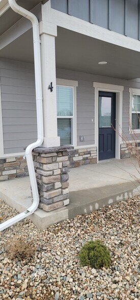 Building Photo - 3039 Upland Dr