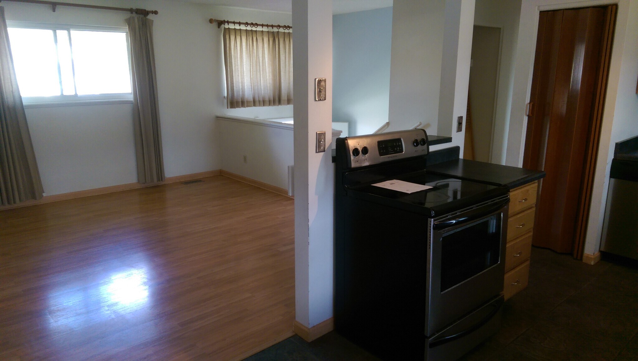 Building Photo - 2228 Fernwood Drive