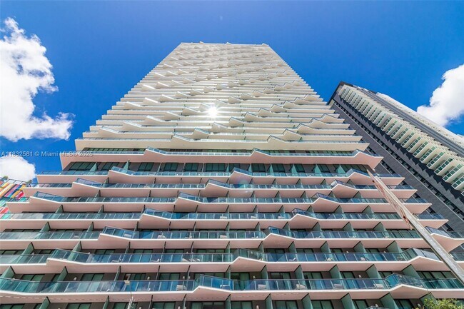 Building Photo - 1300 S Miami Ave