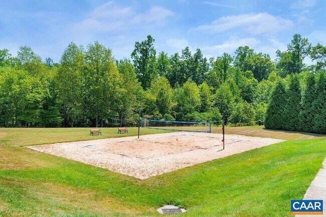 Building Photo - 2065 Tavernor Ln