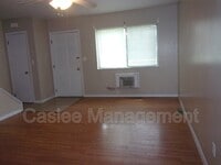 Building Photo - 476 Laurel Woods Dr