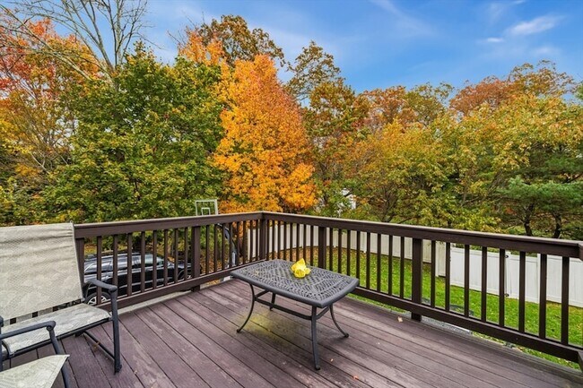 Building Photo - 3 Gordon Rd