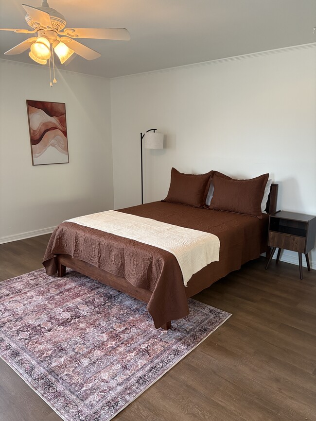 Building Photo - 4338 Ridgecrest Cir