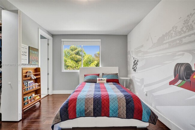 Building Photo - 10223 NW 75th Terrace