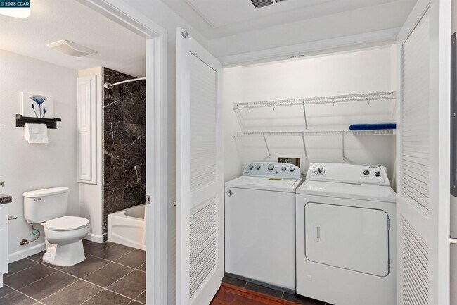 Building Photo - 3420 Finnian Way