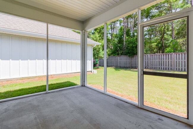 Building Photo - Turnkey 3 Bedroom Home in Firefly Community at Hammock Bay!