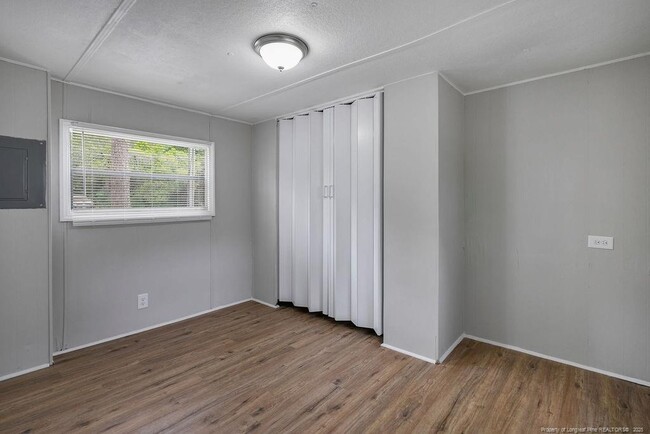 Building Photo - 4404 Piedmont Ave
