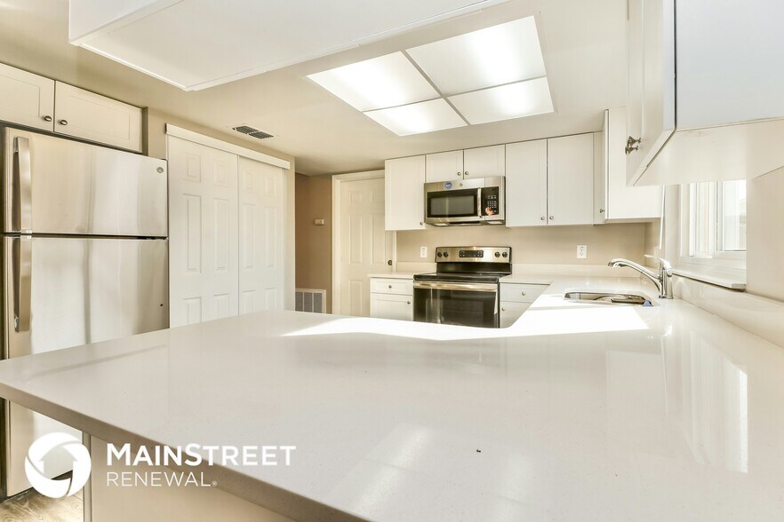 Building Photo - 8413 Corney Dr