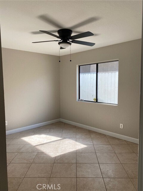 Building Photo - 24150 Cruise Cir Dr