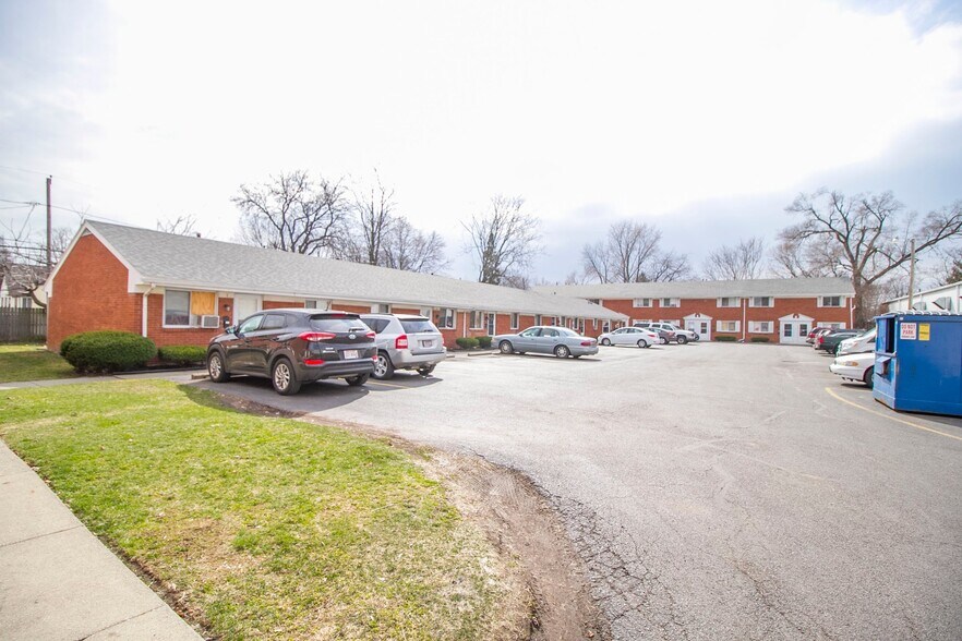 Building Photo - 4715 Bennett Rd