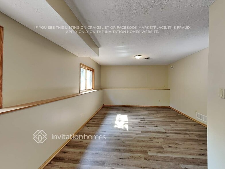 Building Photo - 2337 Windsor Ln