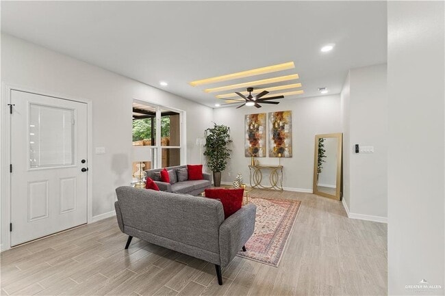 Building Photo - 27 N Crown Point