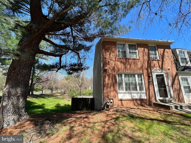 Building Photo - 15939 Yukon Ln