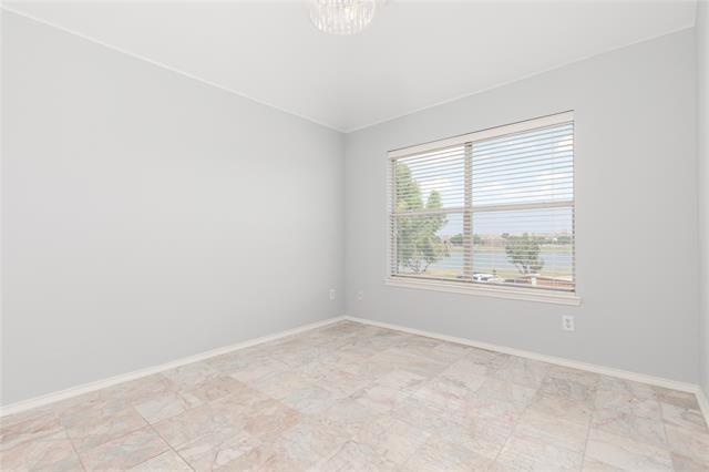 Building Photo - 1404 Hudspeth Dr