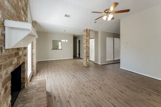 Building Photo - 3243 Cherry Springs Dr