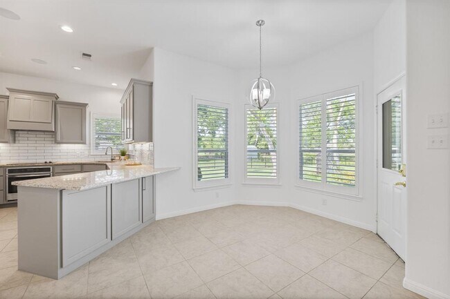 Building Photo - 20904 Apache Plum Ln