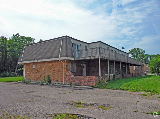 Building Photo - Cherry Hill Estates
