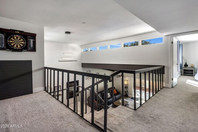 Building Photo - 8633 E Monterosa Ave