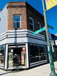 Building Photo - 3001 W Cary St