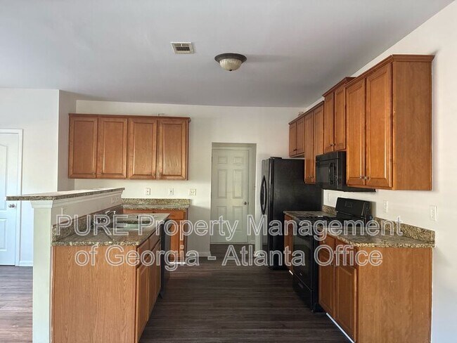 Building Photo - 1424 Saphire Dr