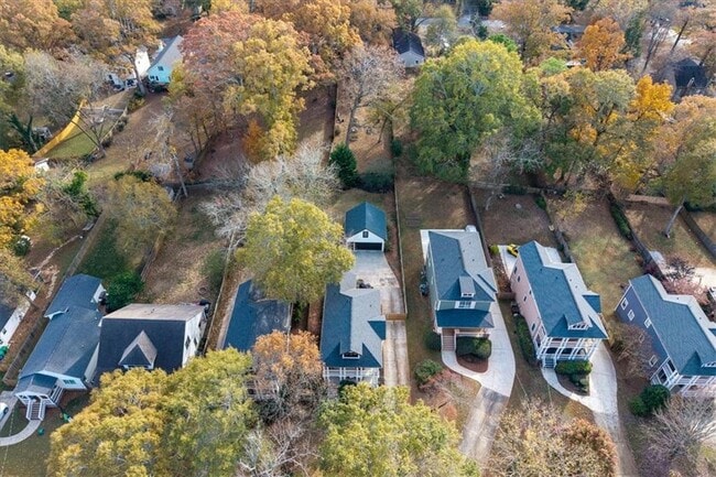 Building Photo - 3111 Alston Dr