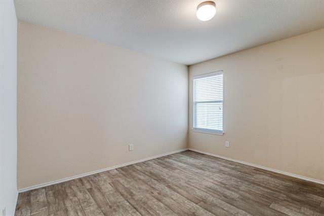 Building Photo - 325 Chalkstone Dr
