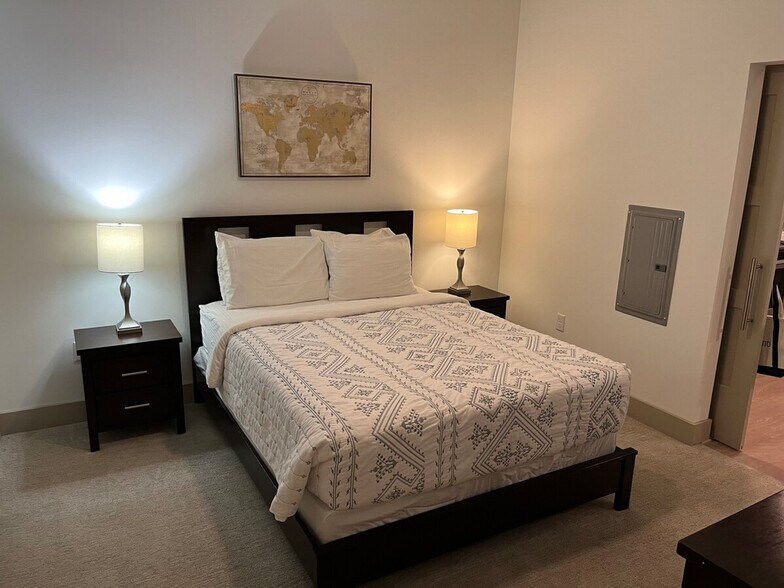 Building Photo - 13222 Ballantyne Corporate Pl