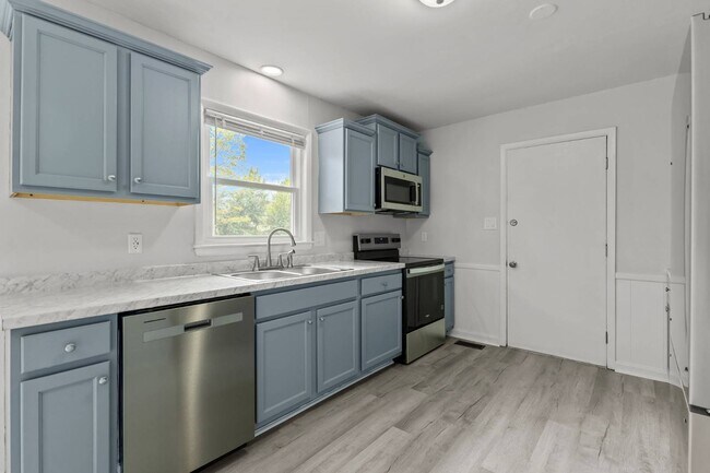 Building Photo - 4510 Ruby Rd