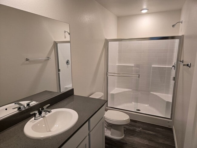 Building Photo - Kalea Trails Gated Cosmos Garden