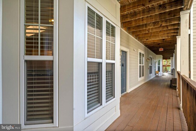 Building Photo - 1024 Leeward Way
