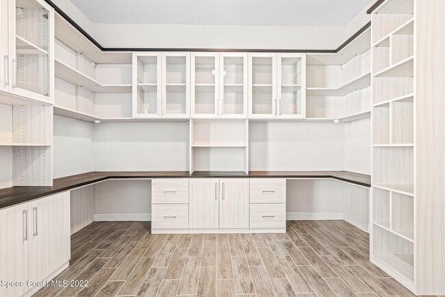 Building Photo - 2453 Chapel Bridge Ln