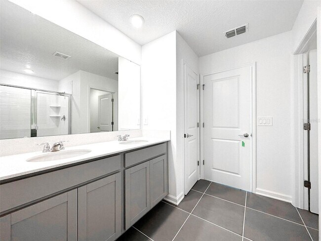 Building Photo - 26159 Feathergrass Cir