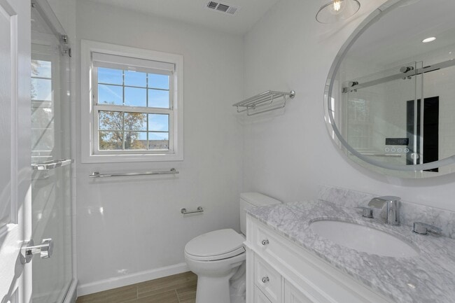 Building Photo - 187 West Ave