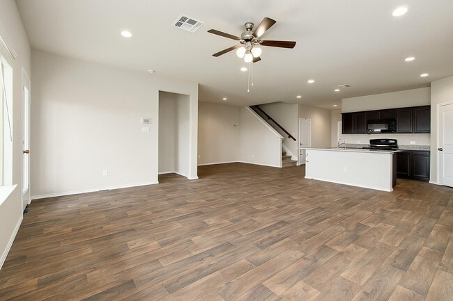 Building Photo - 15422 Massey Frst Dr