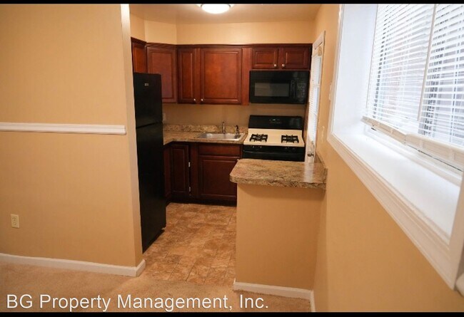 Building Photo - 2 br, 1 bath House - 6414 Fairdel Avenue A...